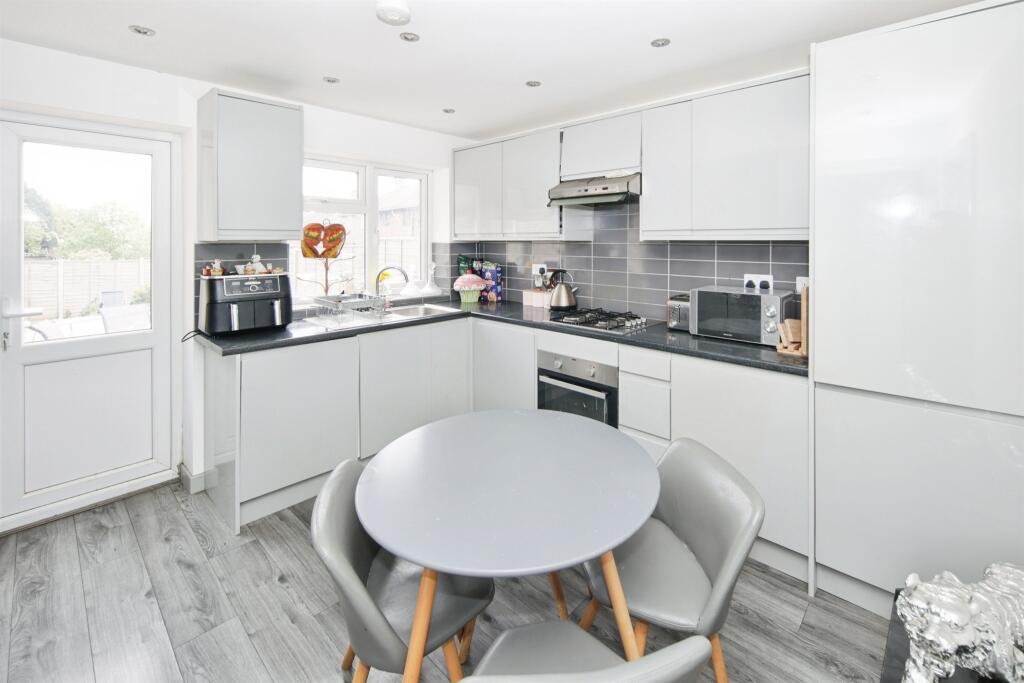 House in Coventry, Keresley - View 3