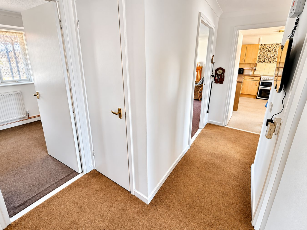 House in Taunton - View 4