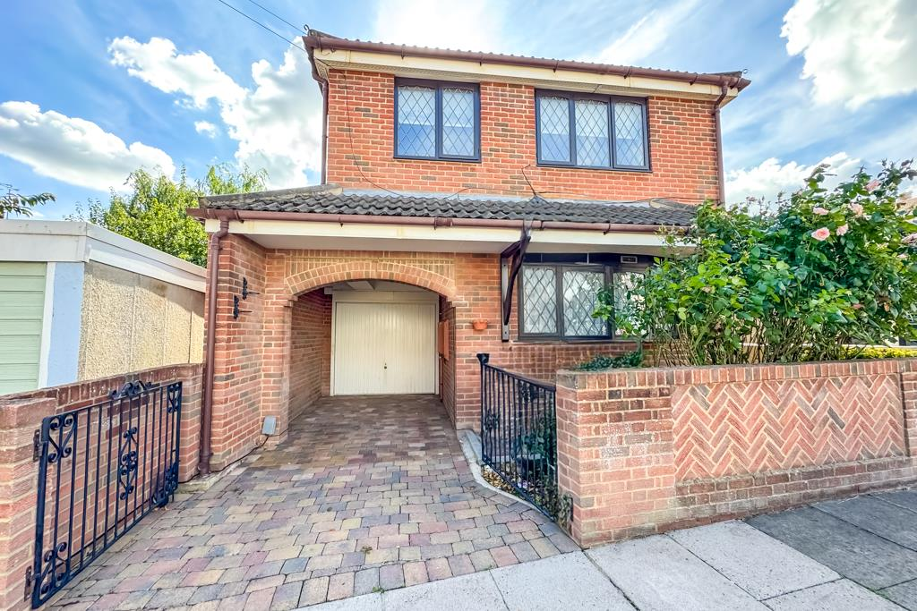 Main image of property: Tickfield Avenue, Southend-on-Sea