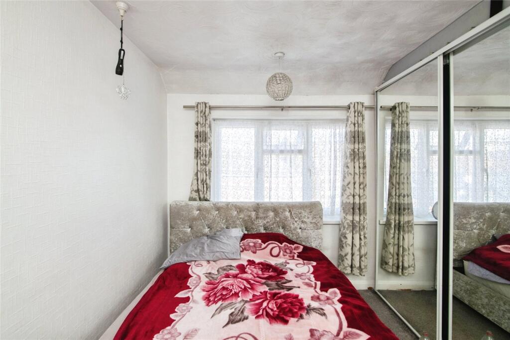 Additional image 11 of Swan Crescent, OLDBURY, West Midlands, B69