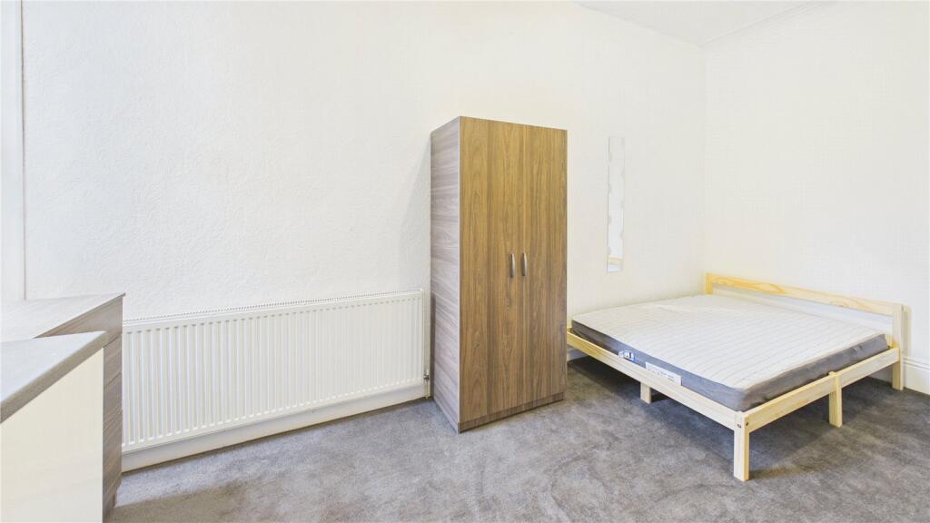 Apartment in Middlesbrough - View 5