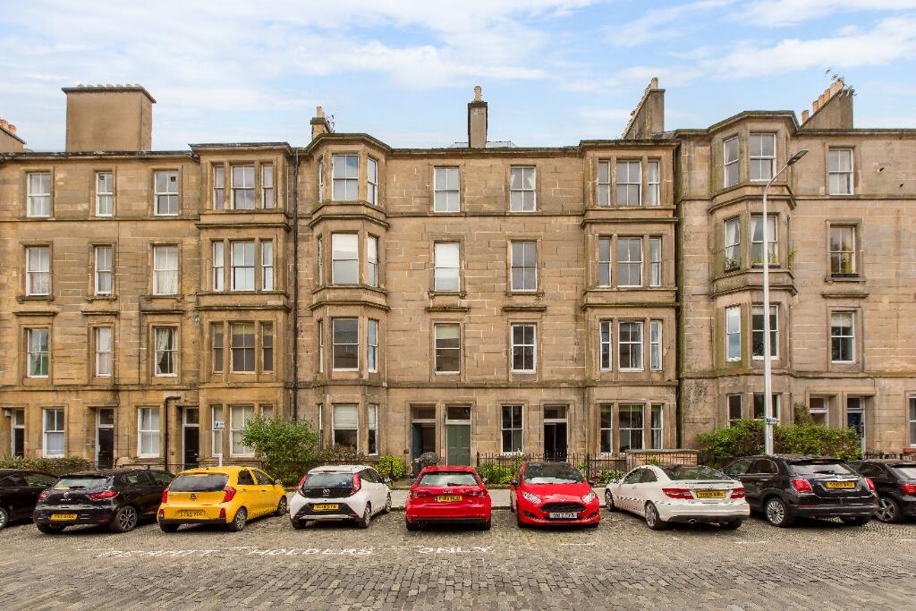 Main image of property: East London Street, New Town, Edinburgh, EH7