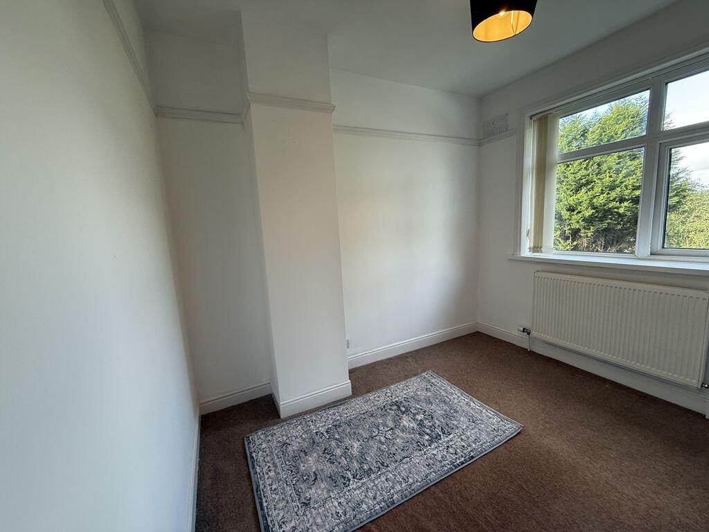 House in Stoke-on-Trent - More