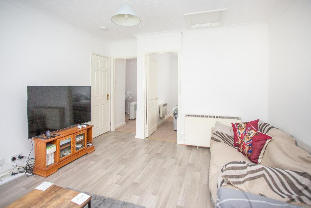 Saxon House, Streatfield Road, Heathfield, East Sussex, TN21 8LA photo 3