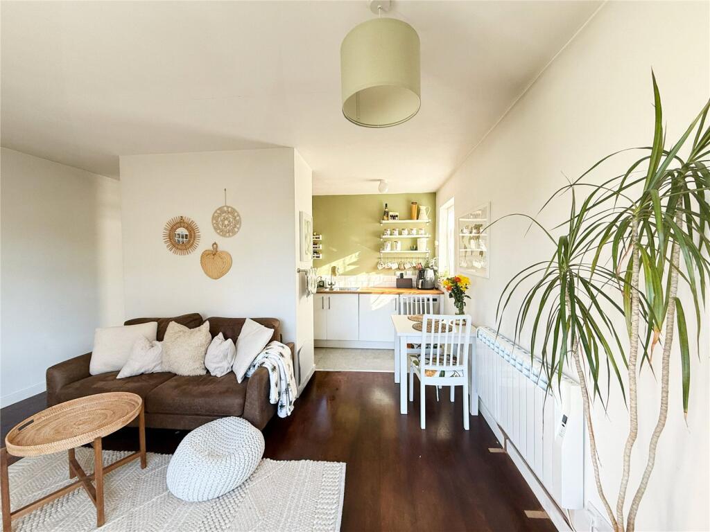 The Beeches, West Didsbury, M20 photo 4