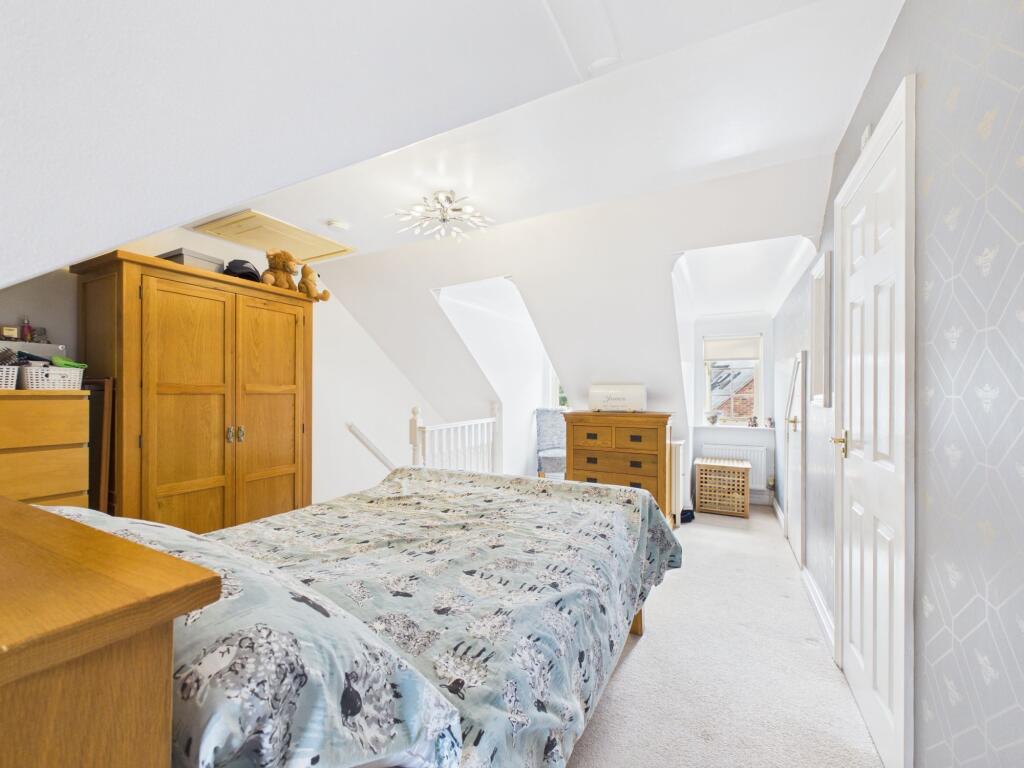 House in Peterborough - View 4