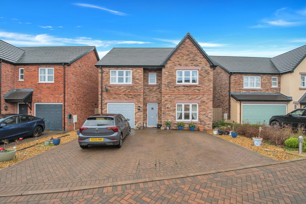 Main image of property: Thistle Way,Summerpark,Dumfries,DG1 3UL