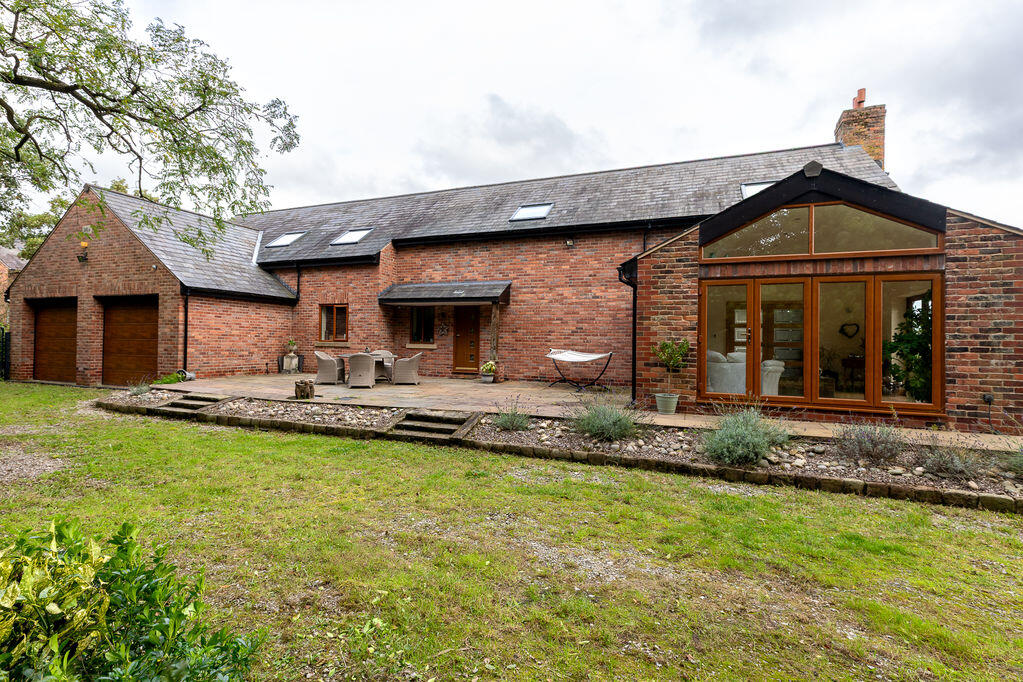 House in Bolton, Westhoughton - More