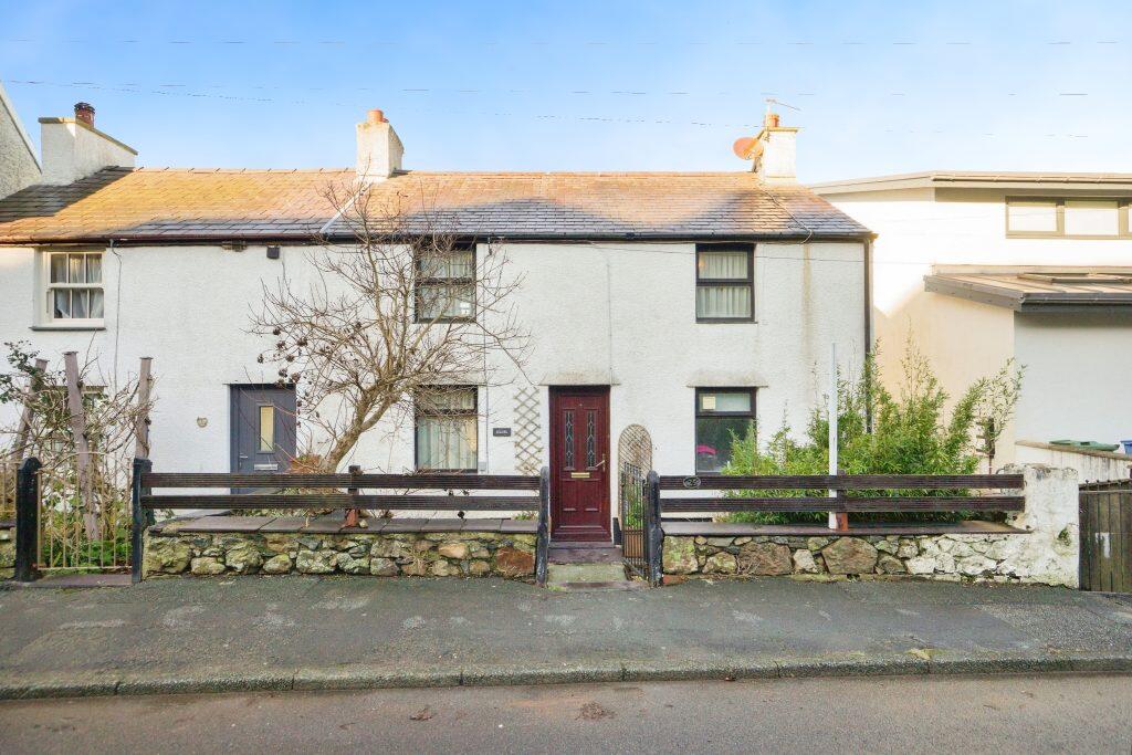 Main image of property: Caernarfon Road, Y Felinheli, LL56 4RZ