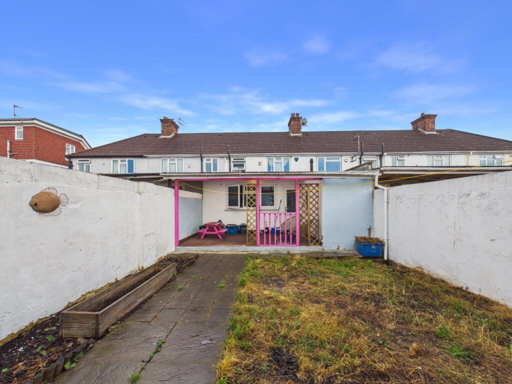 House in Twickenham - View 3