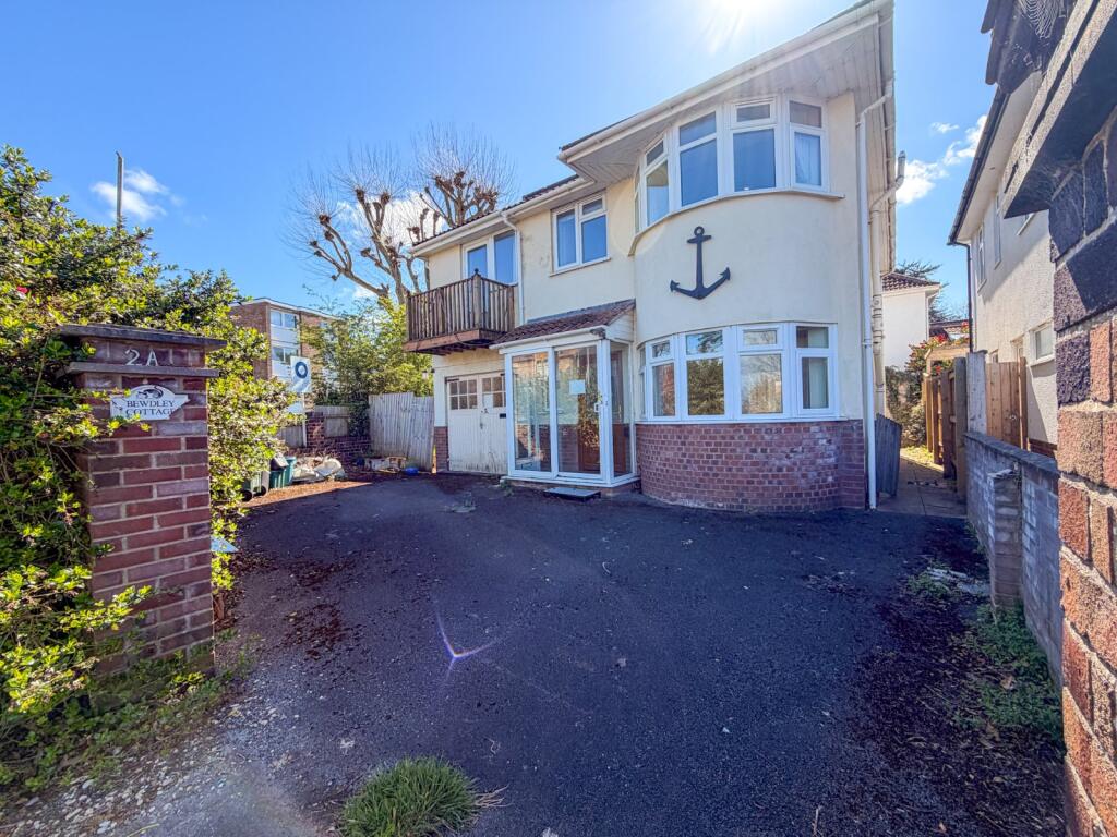 House in Bristol, Woodhill - View 3