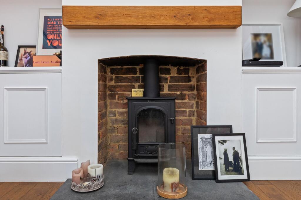 Billingshurst Road, Broadbridge Heath, RH12 - View 4