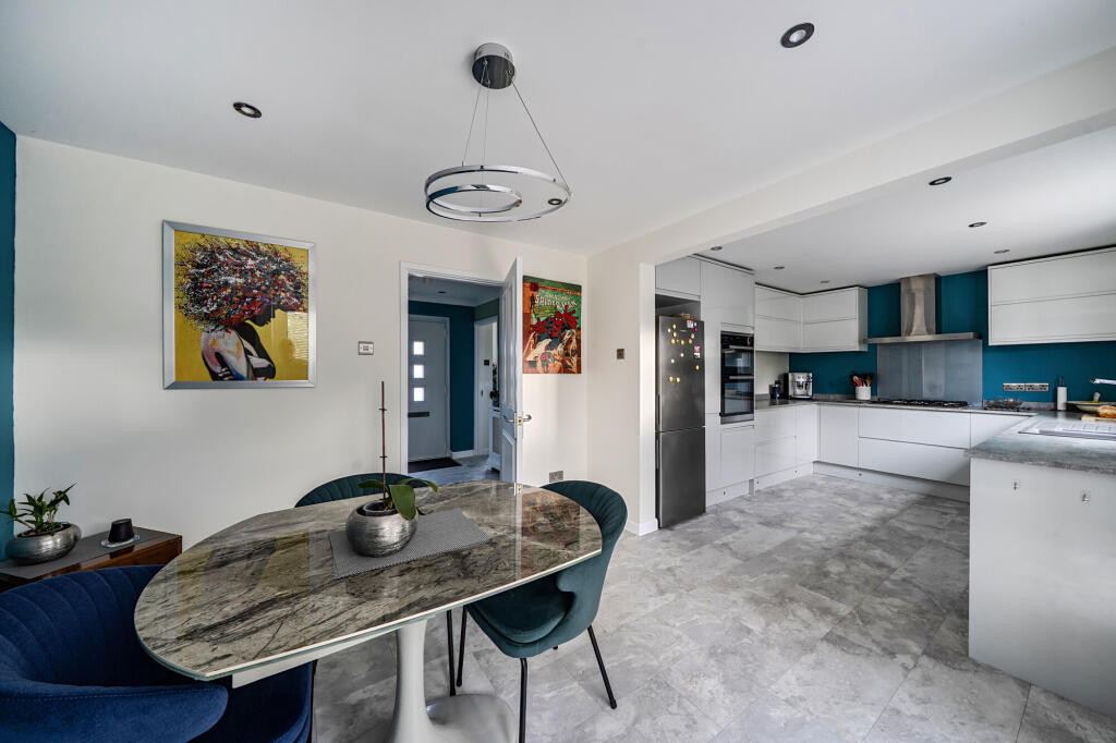 House in Chichester, Tangmere - View 5