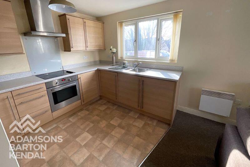 Schofield Close, Churchgate, Milnrow OL16 photo 3