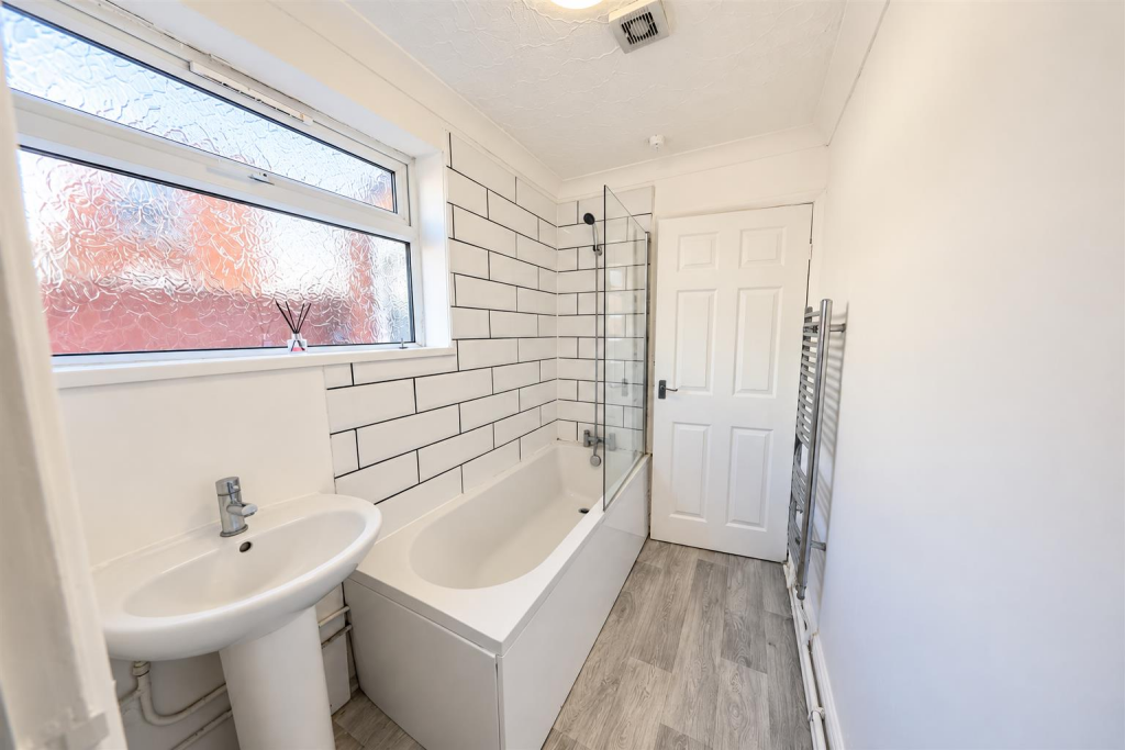 House in Hull, Kingston upon Hull - More