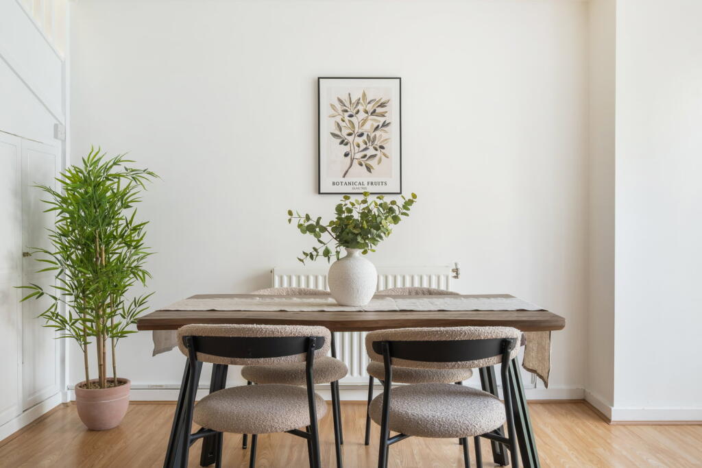 House in London - View 4