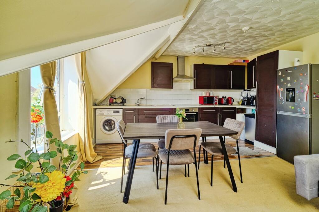 Windsor Road, Bournemouth, Dorset, BH5 – pohled 2