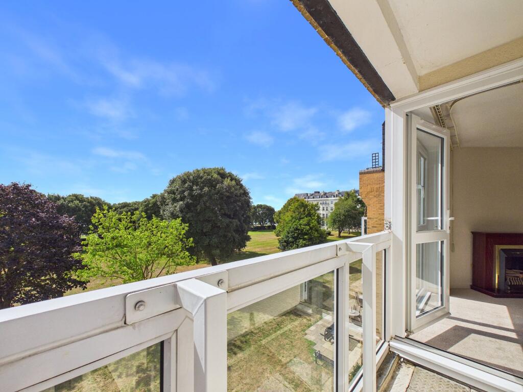 Apartment in Canterbury - More
