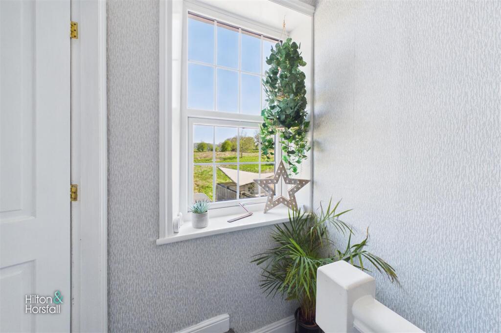 House in Pendle, Salterforth - More