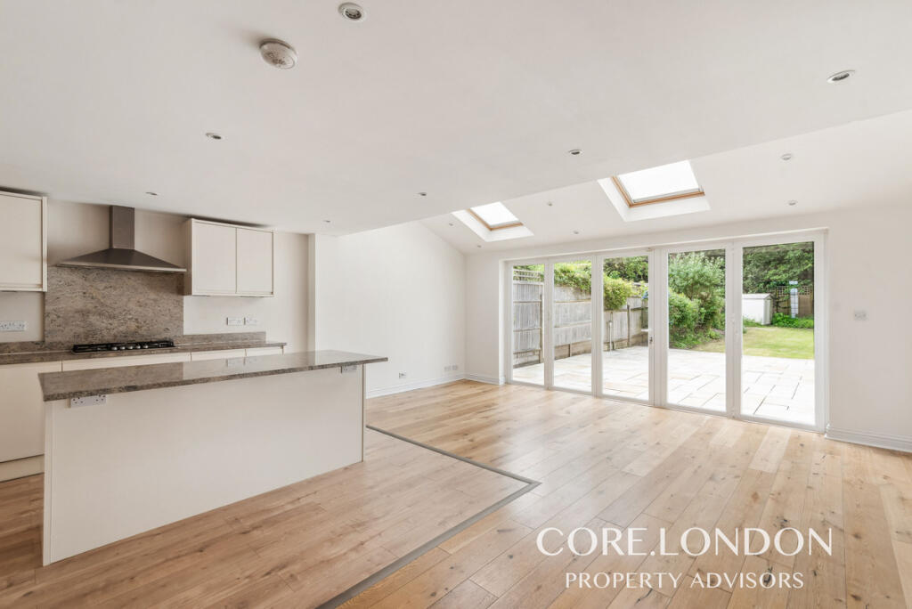 House in London - View 3