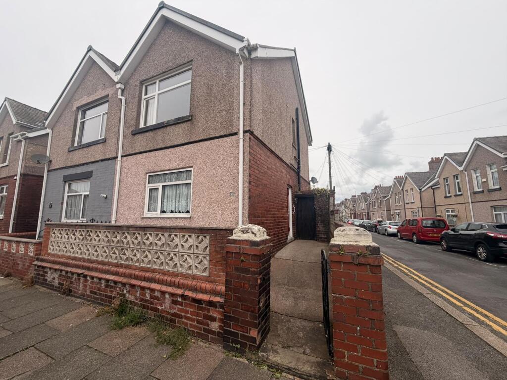 House in Lancaster - View 2