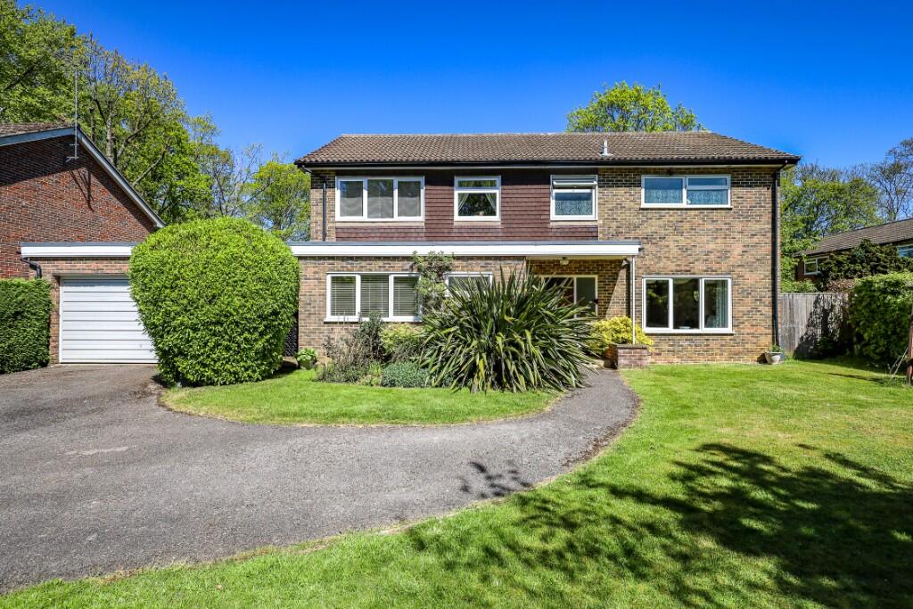 Main image of property: Highfield Gardens, Liss, Hampshire, GU33