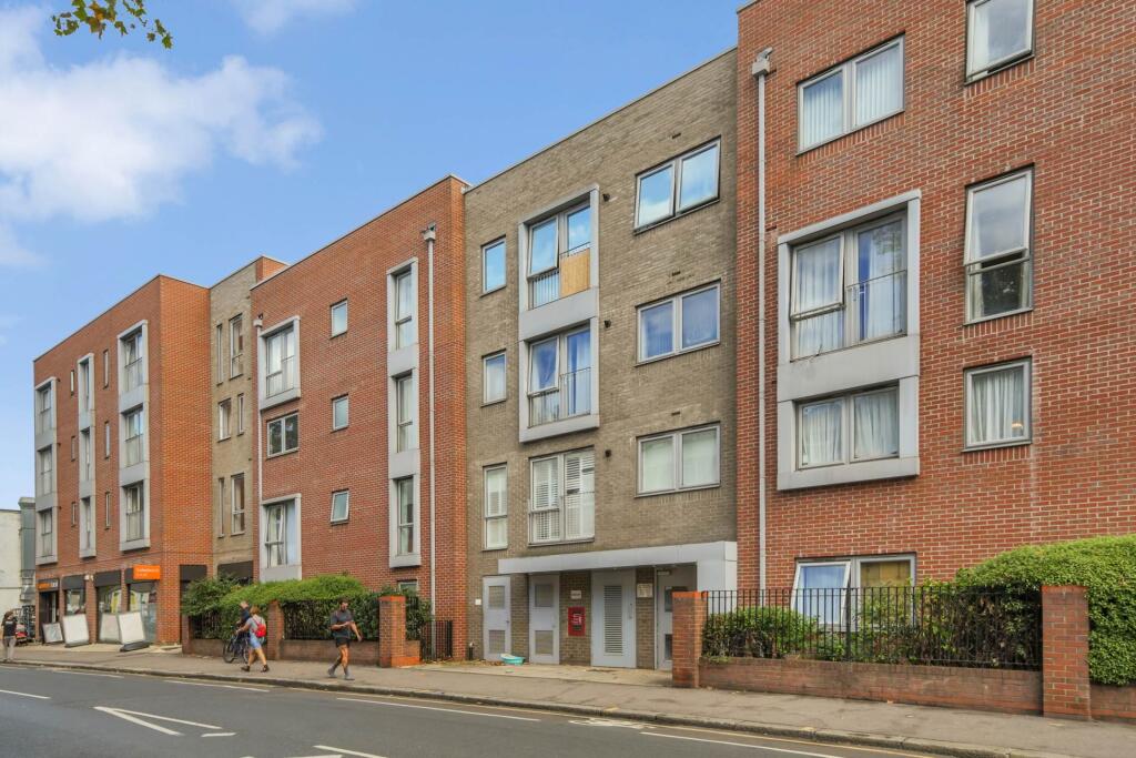 Main image of property: High Road, Leyton, E10