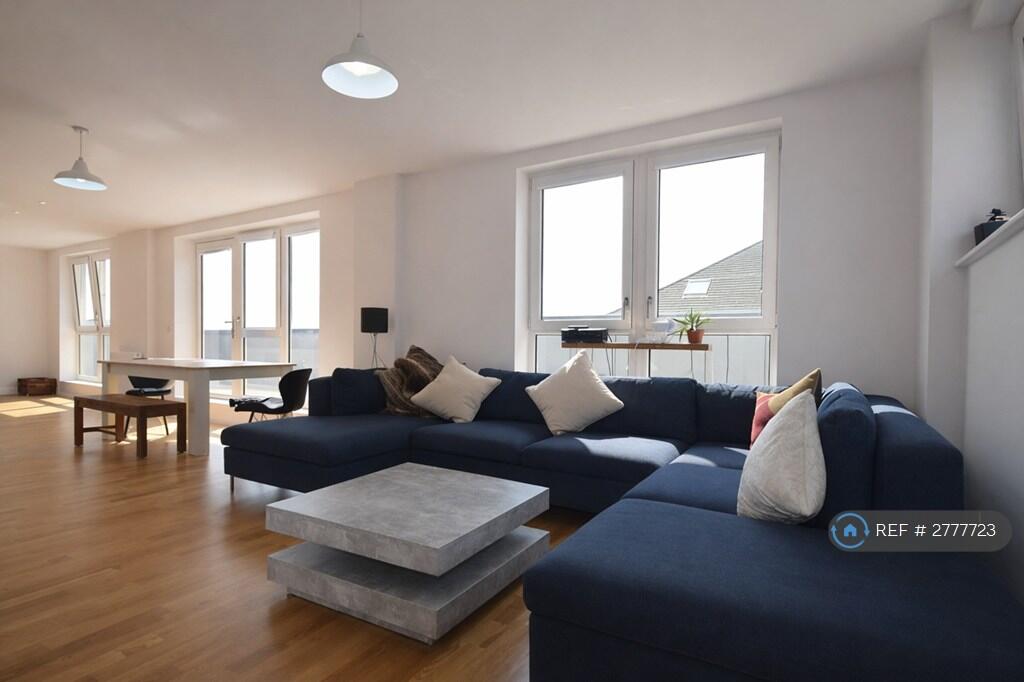 Main image of property: Kew Apartments, West Drayton, UB7