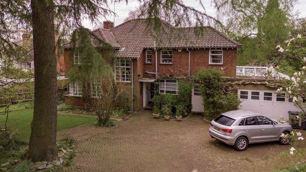 Main image of property: St. Peters Road, Harborne, B17