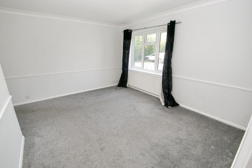 Apartment in Chelmsford - View 2