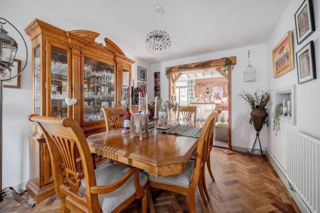 Ashdown Close, Bracknell - View 4