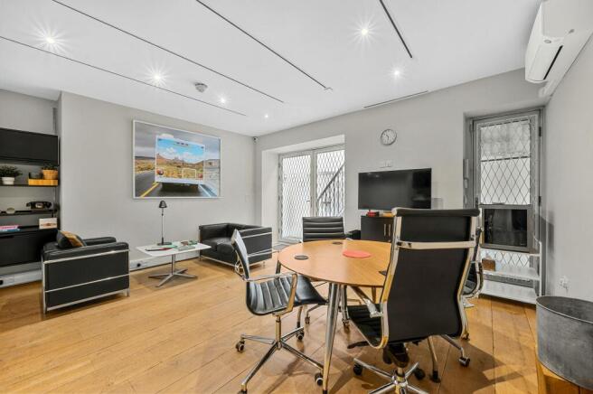 office4.jpg