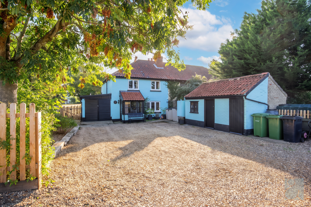 Main image of property: The Turnpike, Carleton Rode