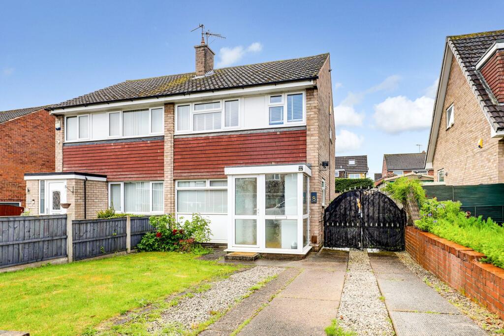 Main image of property: Bean Close, Nottingham, NG6