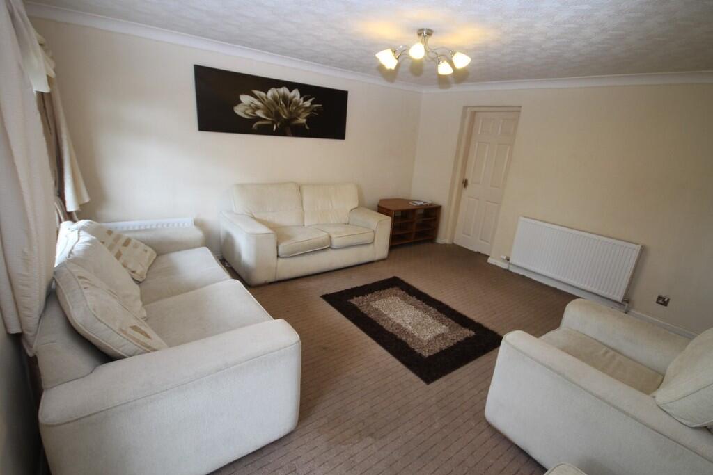 Apartment in Kilmarnock - View 4