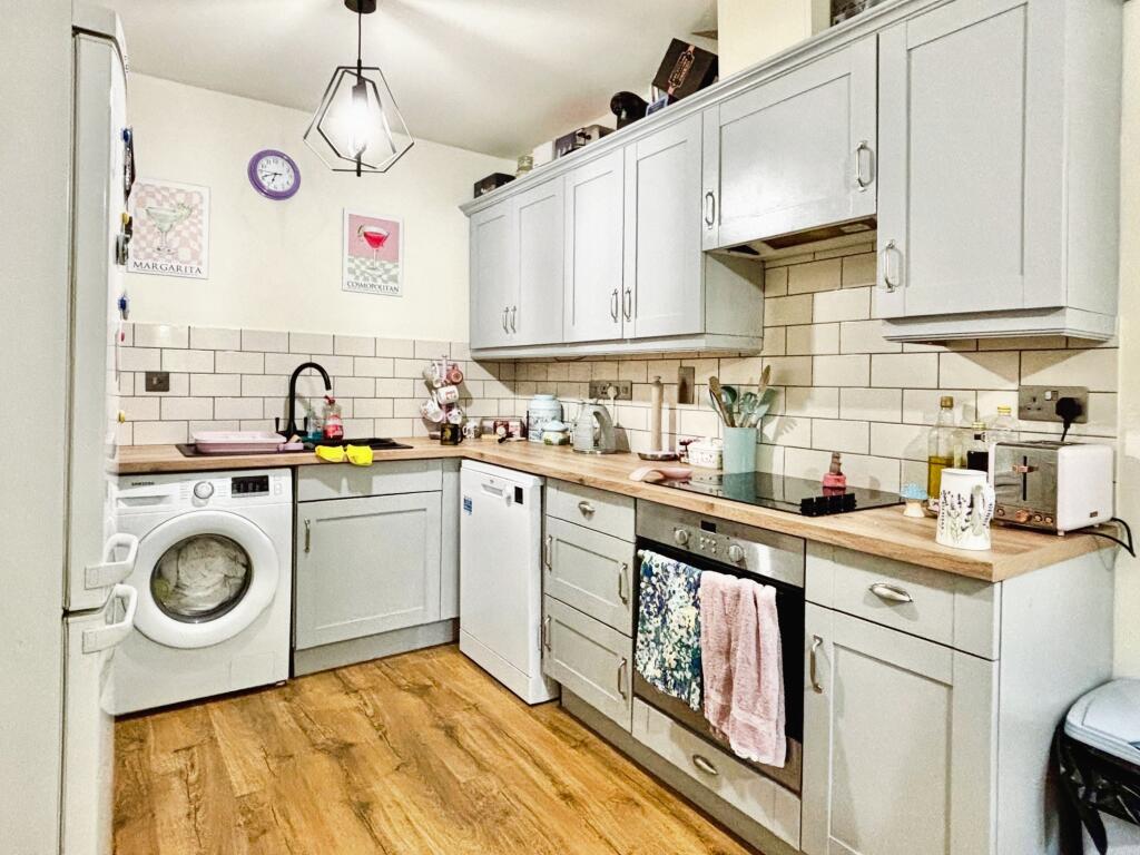 Apartment in Newcastle upon Tyne - More