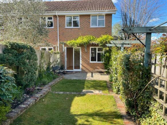 Main image of property: Lightwater, Surrey, GU18