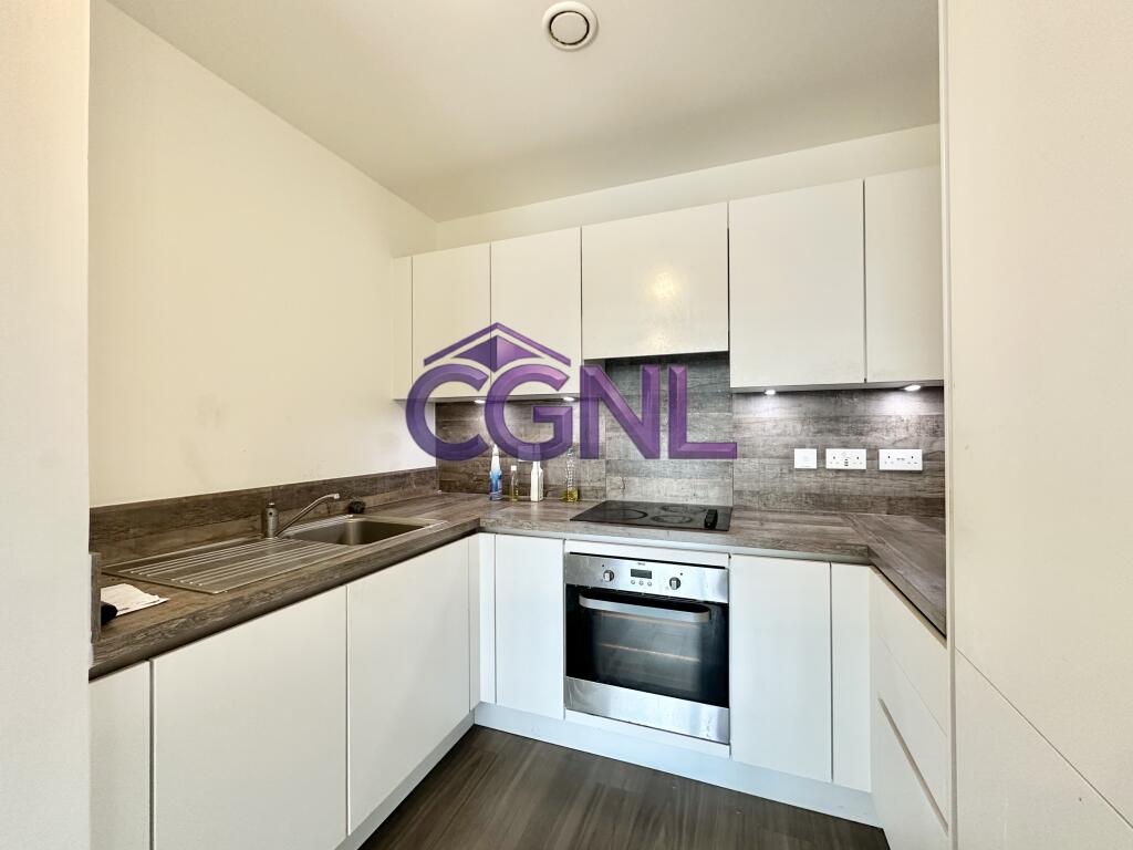 Apartment in London - View 5