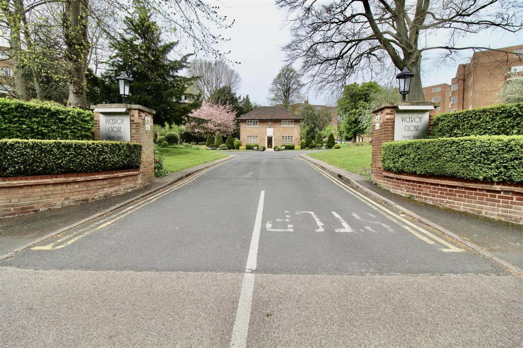 Additional image 44 of Viceroy Close, Edgbaston, Birmingham