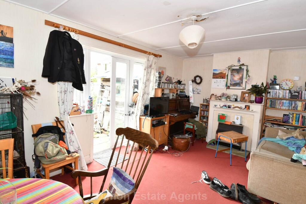 House in Portsmouth - View 5