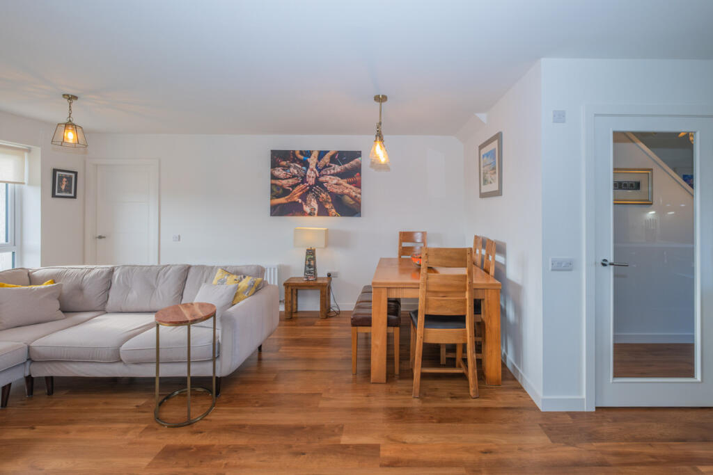 Elm Drive, Blairgowrie, PH10 6 photo 4