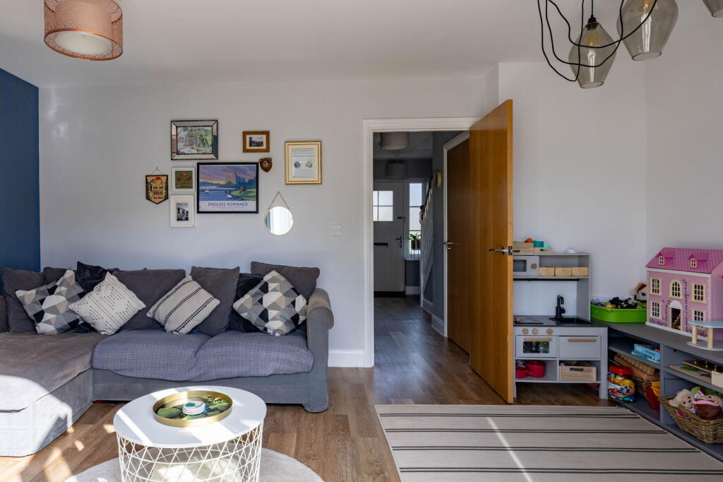 Groundstone Way, Corsham, SN13 0FA photo 4