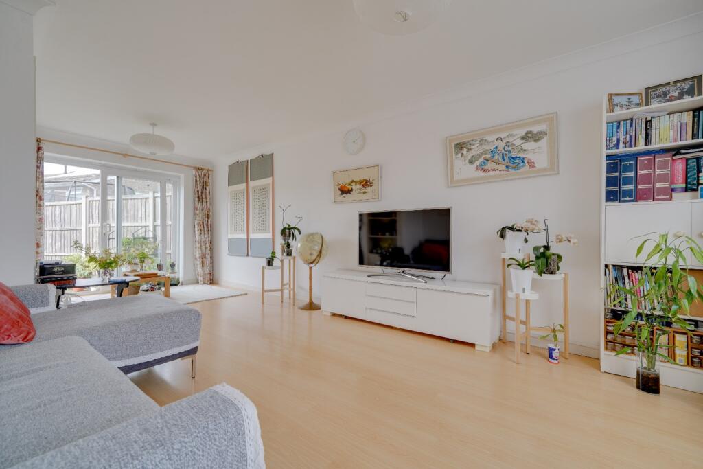 Kingsbrook, St. Ives, Cambridgeshire, PE27 photo 2