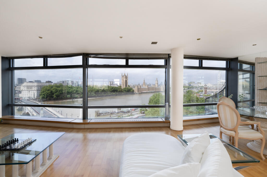Apartment in London - View 3