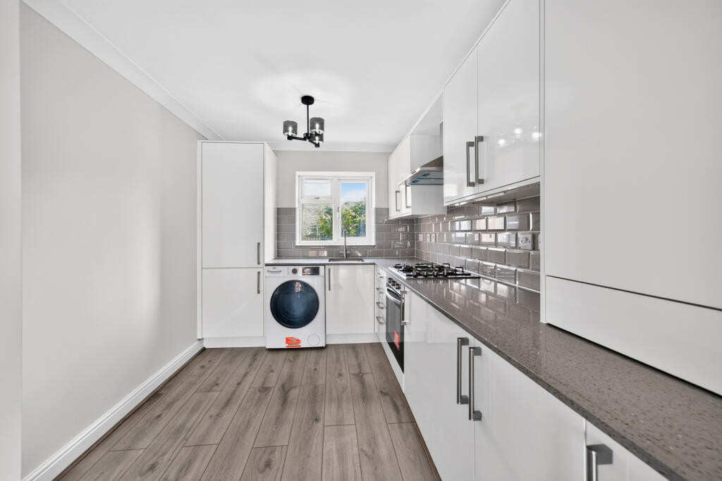 Apartment in London, Plaistow - View 3