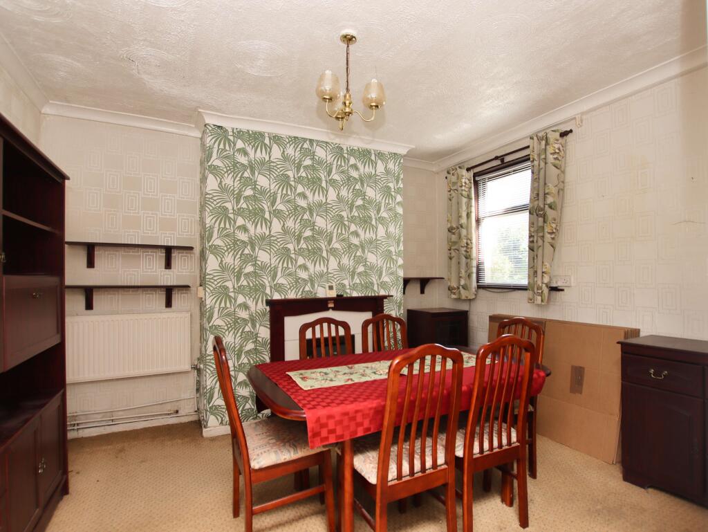 House in Pontyclun CF72 9RT, Llanharan - View 3