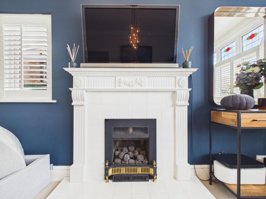 House in Nottingham, Porchester Gardens, Woodthorpe - View 5