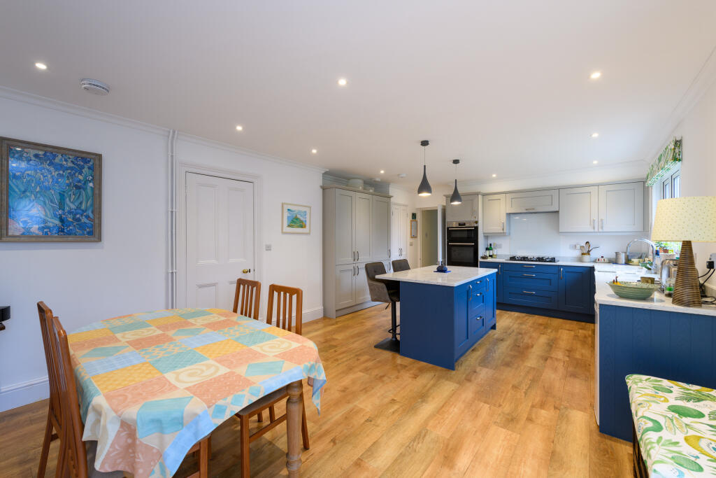 Additional image 7 of Burleigh Lane, Street