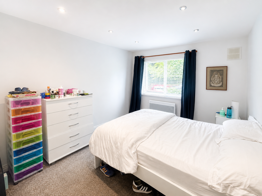 Apartment in Manchester - View 5