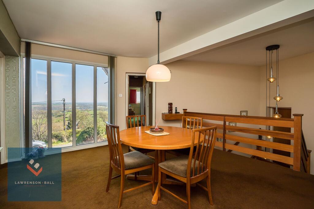 Top Road, Frodsham, WA6 photo 2